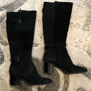 Nurture sueded leather boots